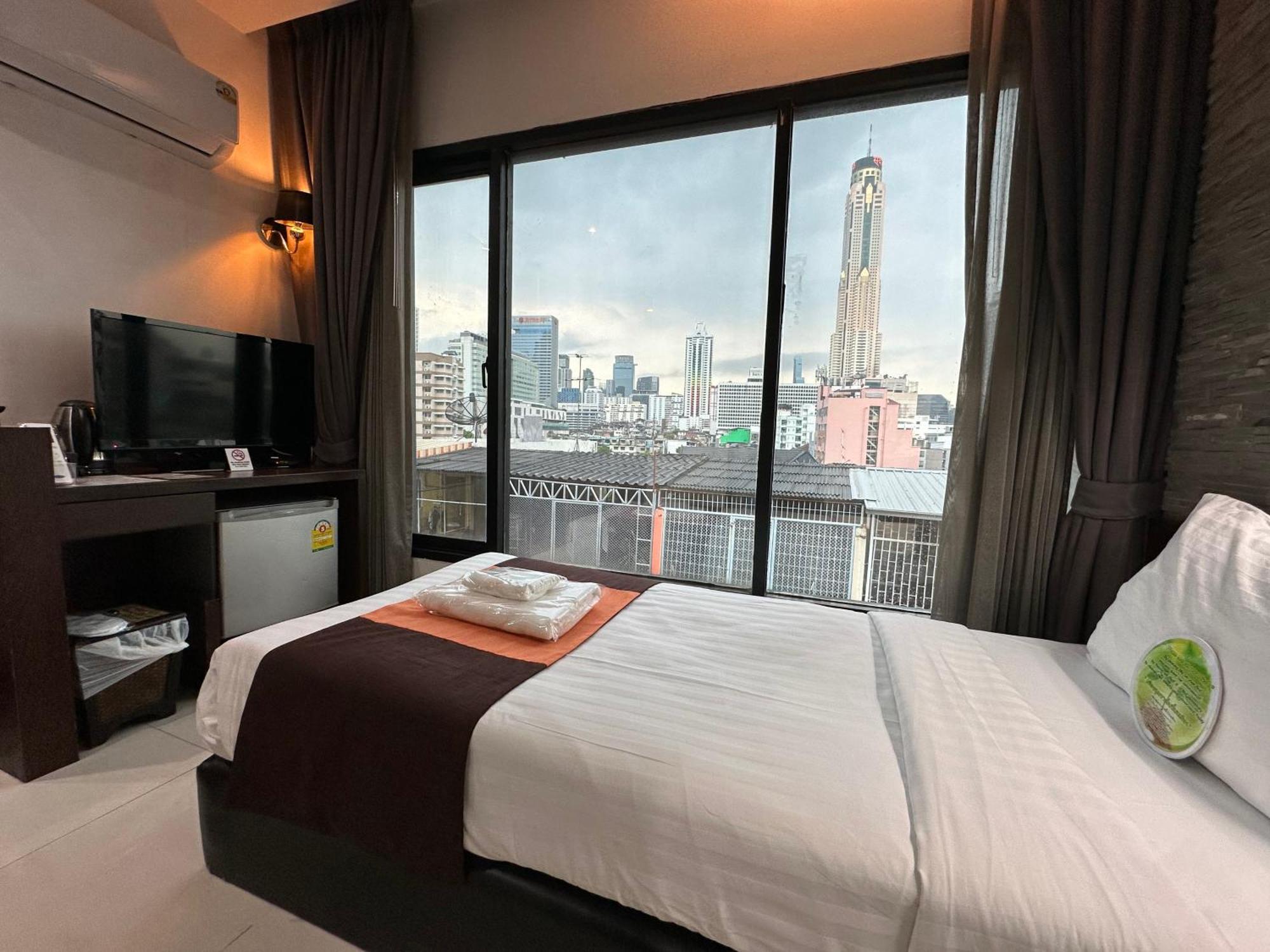 Collection O The Bangkok Airport Link Suite Exterior foto